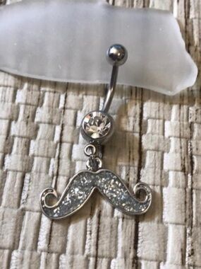 CLEAR GEM SILVER GLITTER MUSTACHE DANGLE BELLY BUTTON RING NAVEL PIERCING NEW